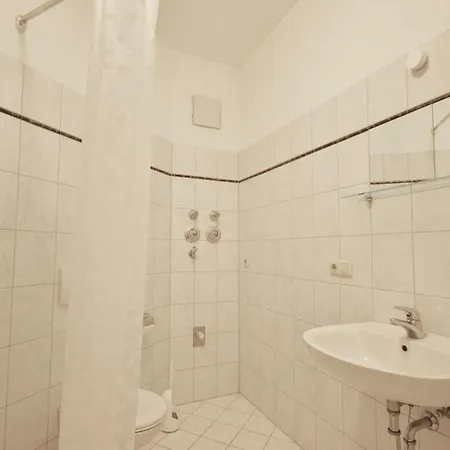 Apartment Vintage Clara- Zetkin- Park *
